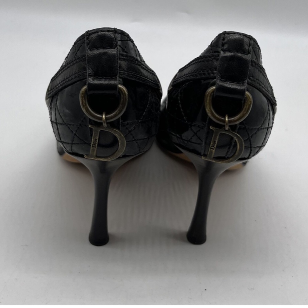 Dior Black Leather Grommet Accent Peep Toe Pumps w/ 'D' Charm on Heel sz 36 - Picture 4 of 7